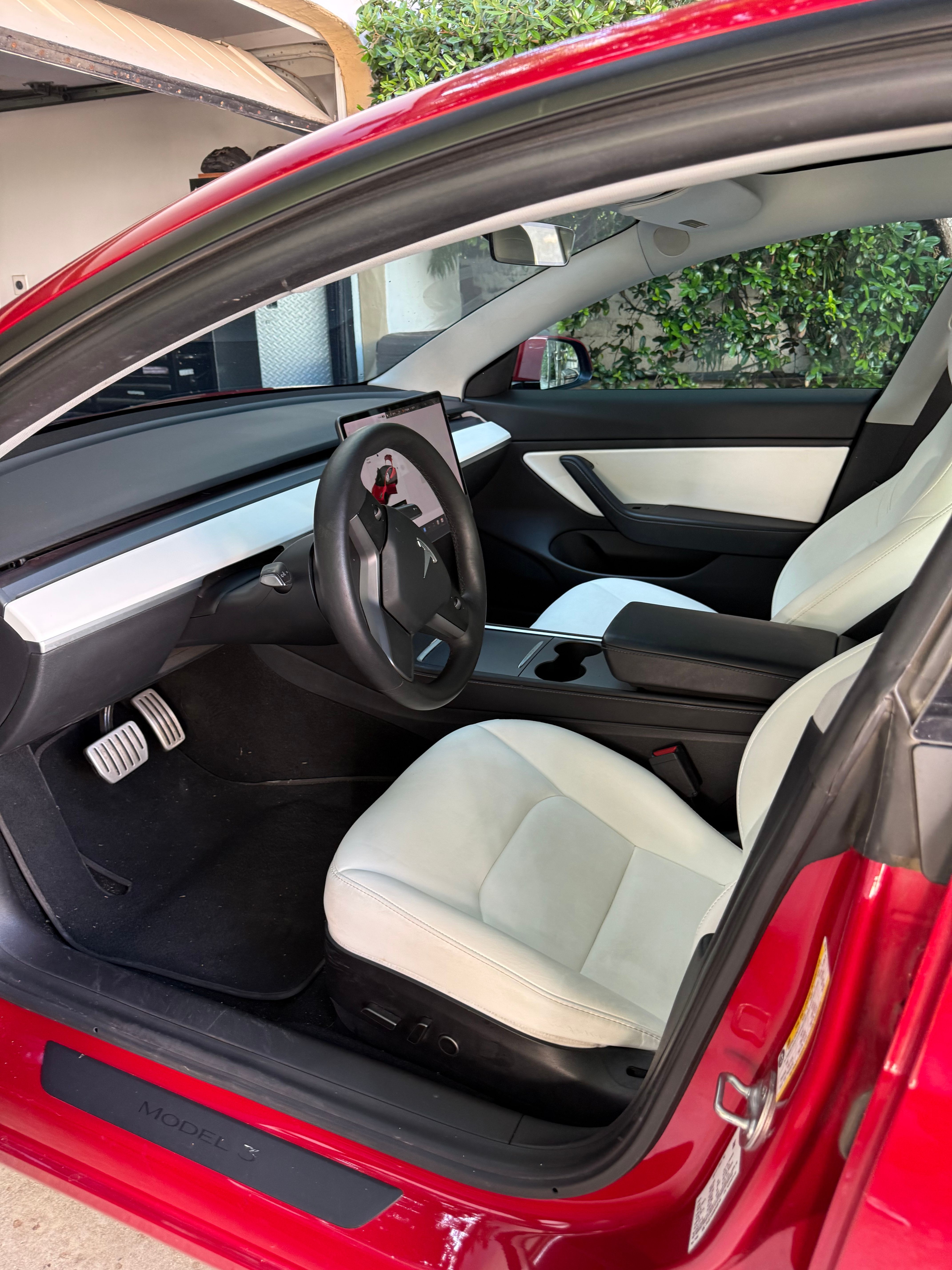 Used 2021 Tesla Model 3 Performance AWD/4WD image 10