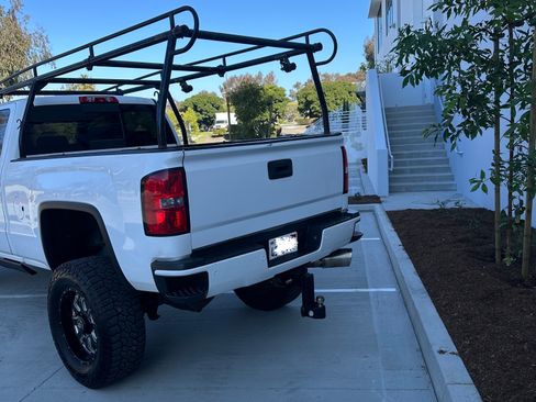 Used 2015 GMC Sierra 2500 Denali w/ Duramax Plus Package image 9