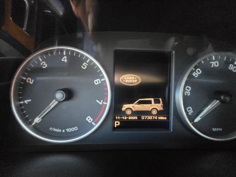 Used 2016 Land Rover LR4 HSE Silver Edition image 15