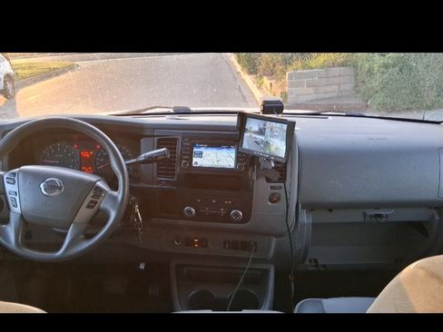 Used 2017 Nissan NV 2500 SV w/ Technology Package image 5