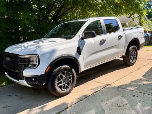 Used 2024 Ford Ranger XLT w/ Equipment Group 301A High AWD/4WD image 18
