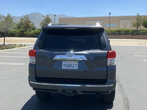 Used 2011 Toyota 4Runner SR5 RWD image 21