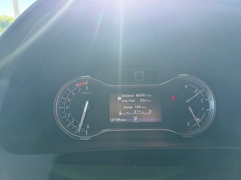 Used 2016 Honda Pilot LX image 11