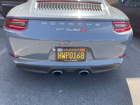 Used 2017 Porsche 911 Carrera S image 2