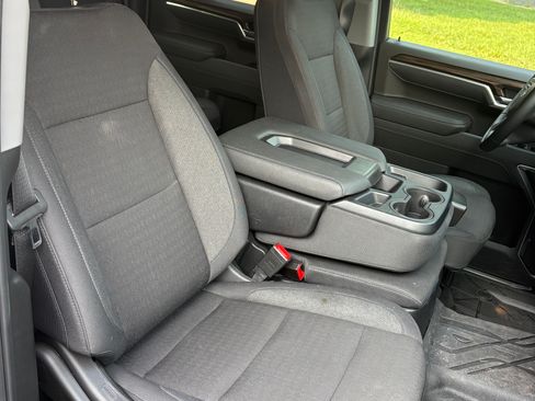 Used 2026 Chevrolet Silverado 1500 RST w/ RST Select Package AWD/4WD image 9