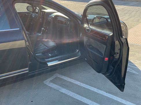 Used 2012 Bentley Flying Spur Flying Spur image 6