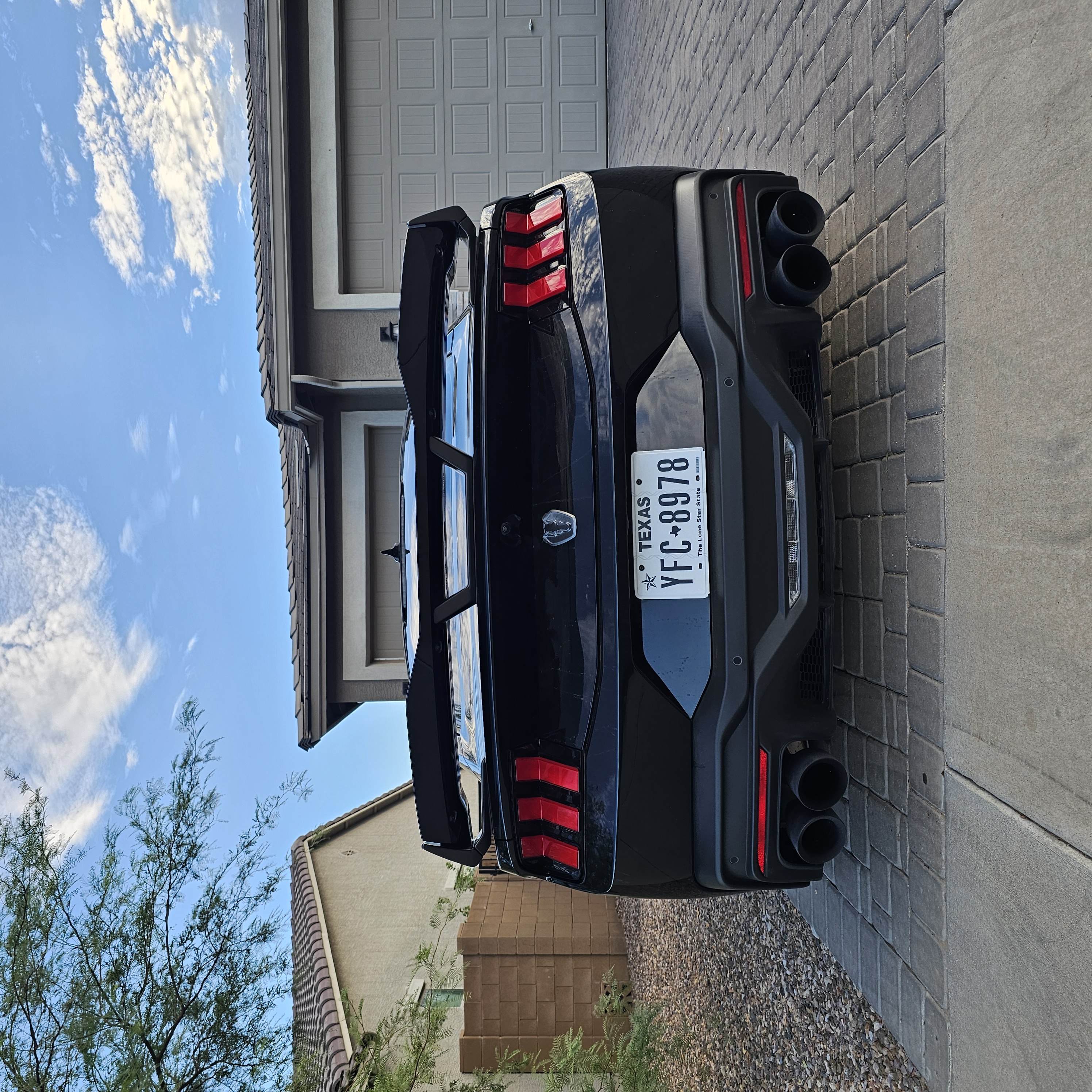 Used 2025 Ford Mustang Dark Horse w/ Dark Horse Handlin Package RWD image 5