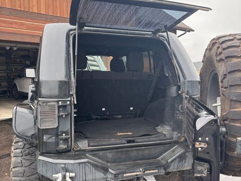 Used 2017 Jeep Wrangler Unlimited Sport w/ Quick Order Package 24S image 10