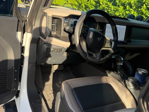 Used 2022 Ford Bronco Wildtrak AWD/4WD image 24