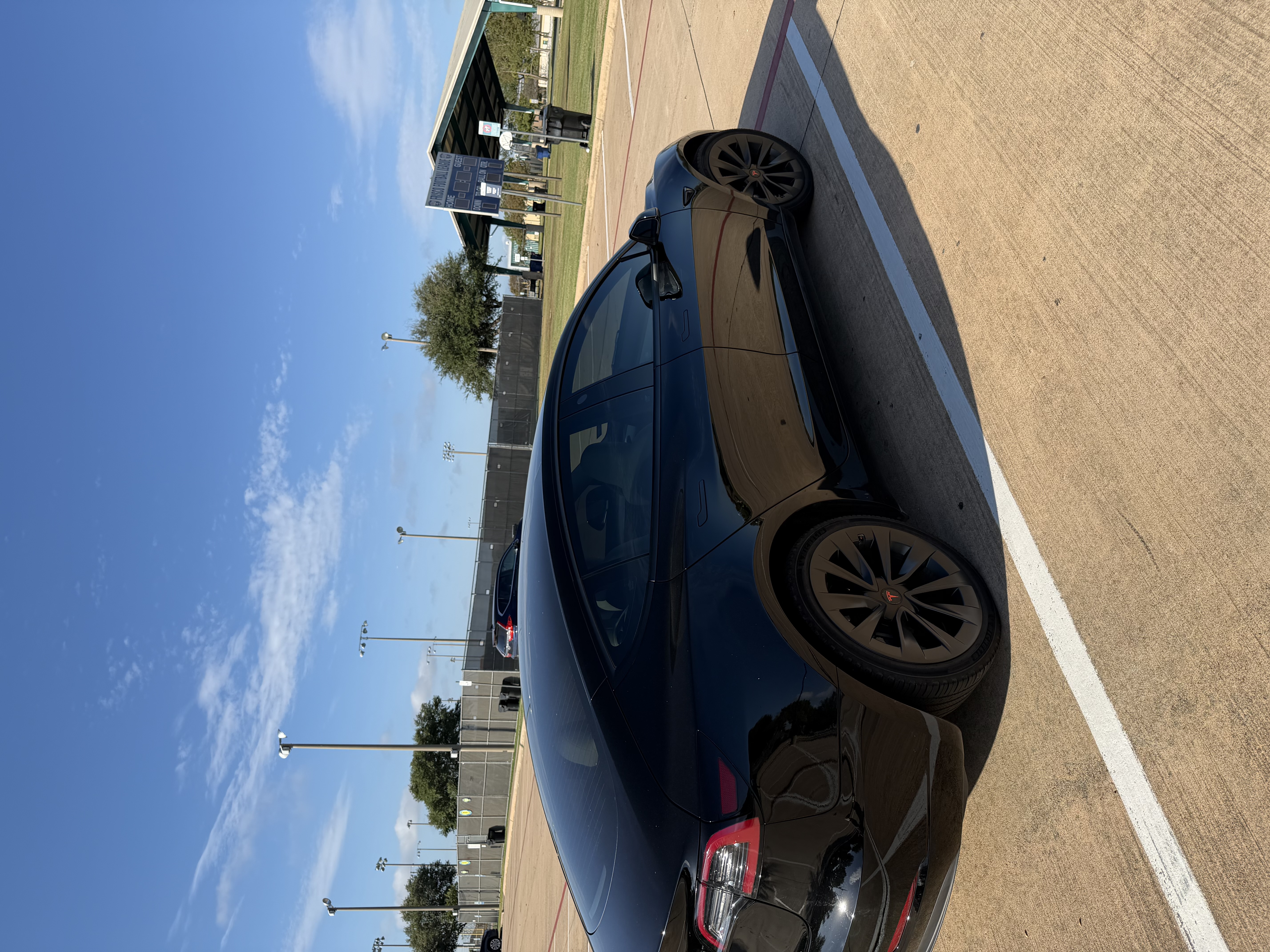 Used 2023 Tesla Model 3 Standard Range RWD image 9