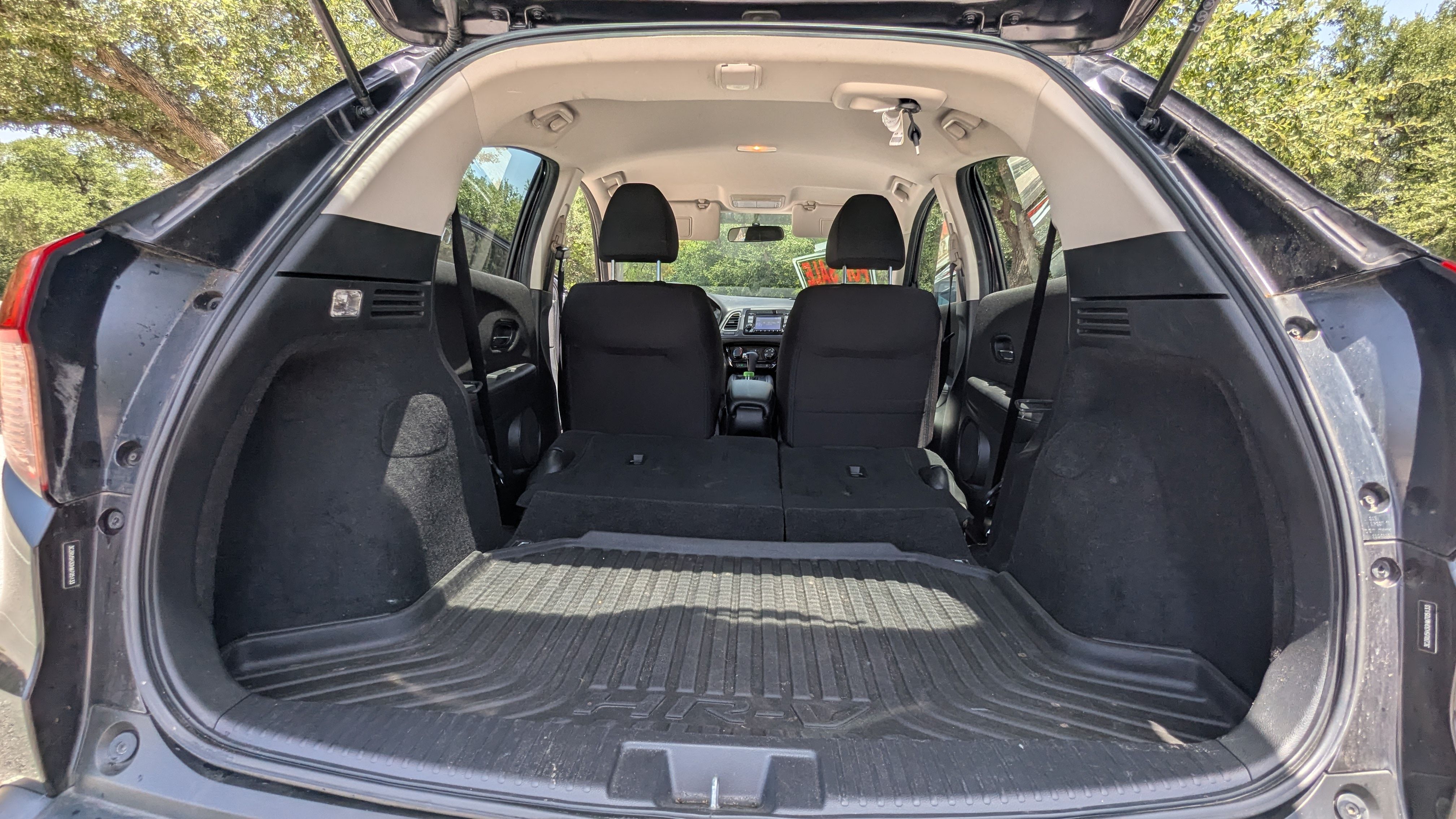 Used 2017 Honda HR-V LX image 18