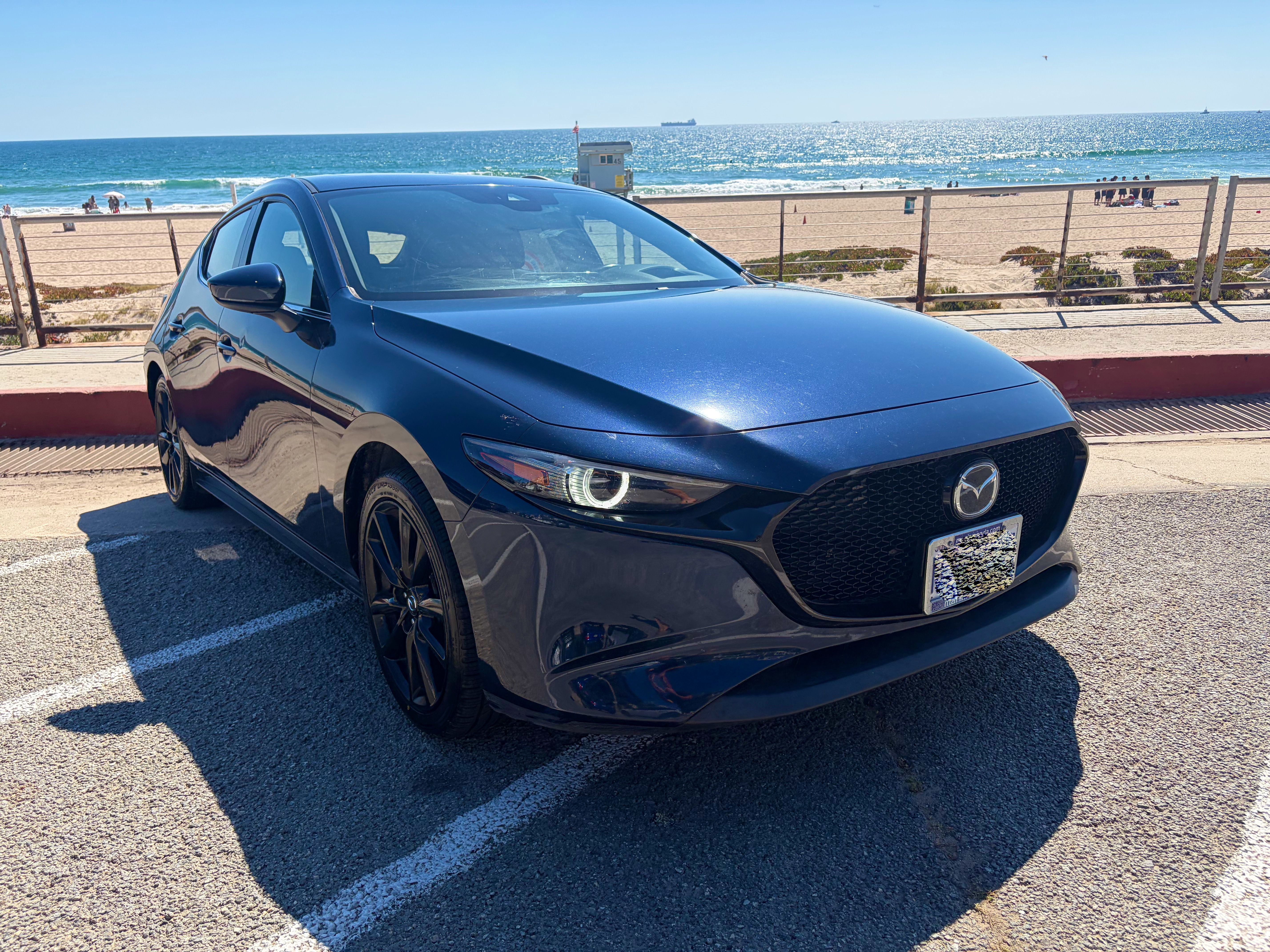Used 2020 MAZDA MAZDA3 Hatchback w/ Premium Package FWD image 10