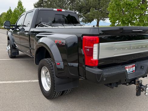 Used 2017 Ford F450 Platinum w/ Platinum Ultimate Package AWD/4WD image 5