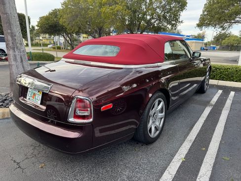 Used 2009 Rolls-Royce Phantom Drophead Coupe image 9