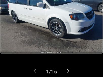 Used 2018 Dodge Grand Caravan SE