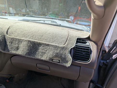 Used 2000 Toyota Tundra SR5 image 16