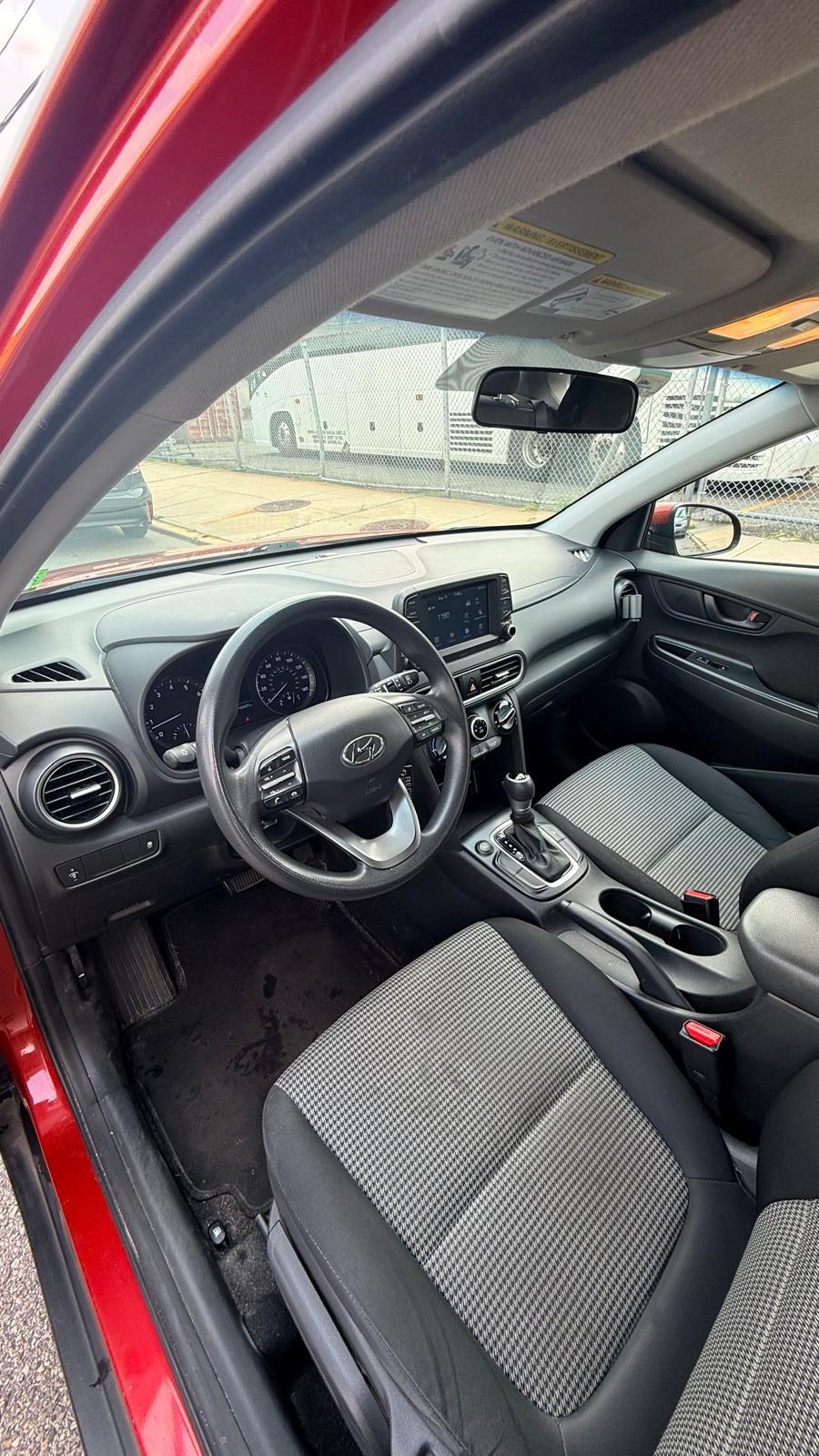 Used 2018 Hyundai Kona SE FWD image 8