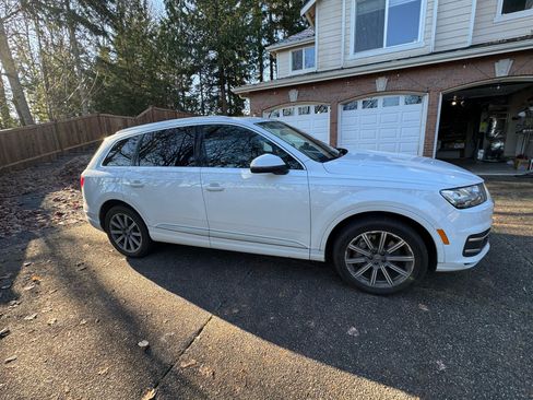 Used 2018 Audi Q7 3.0T Premium Plus image 9