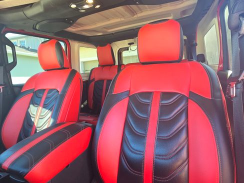 Used 2020 Jeep Wrangler Unlimited Sport S image 12