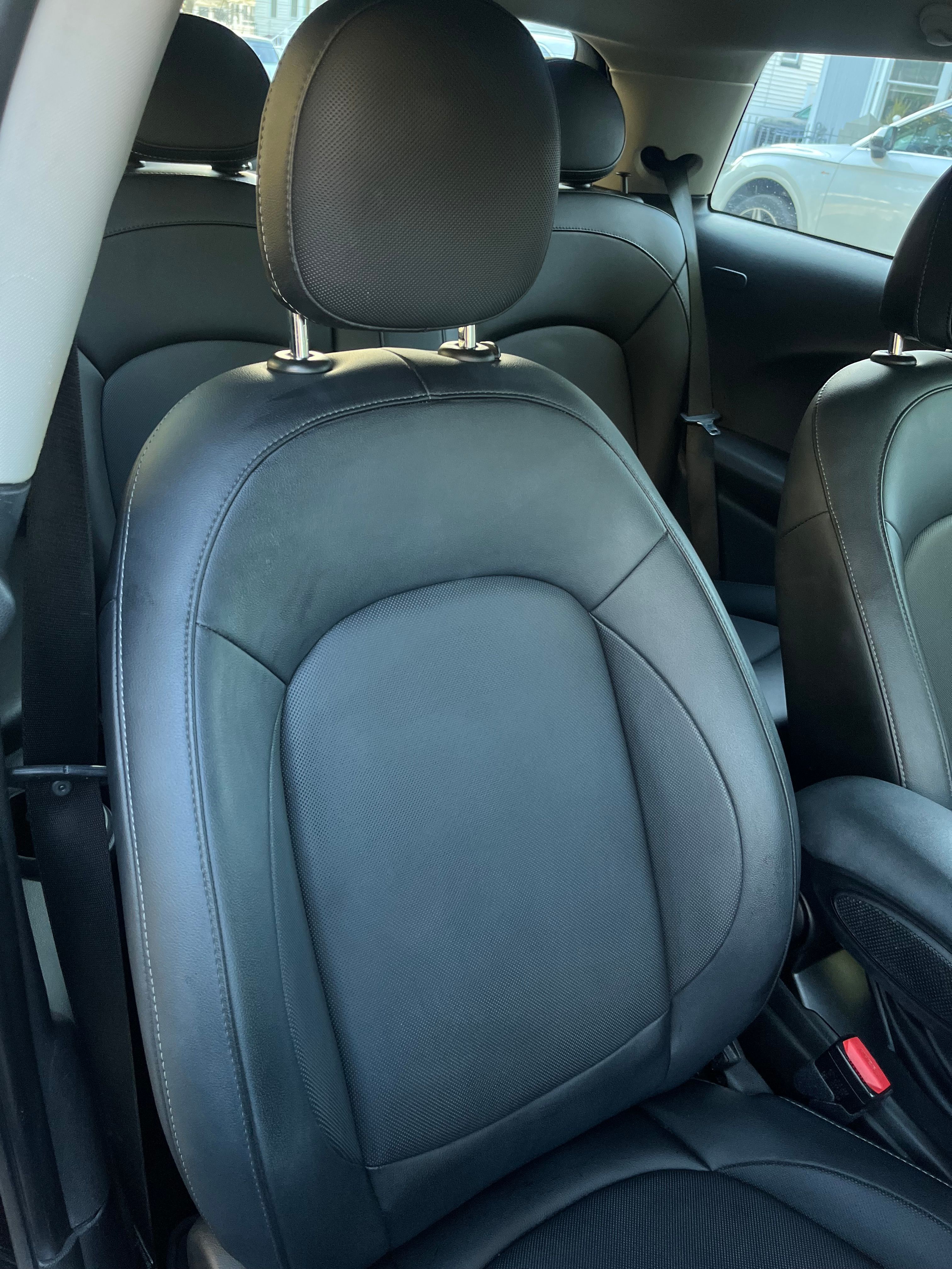 Used 2017 MINI Cooper 2-Door Hardtop FWD image 9
