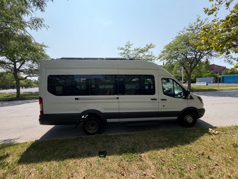 Used 2017 Ford Transit 350 XL RWD image 5