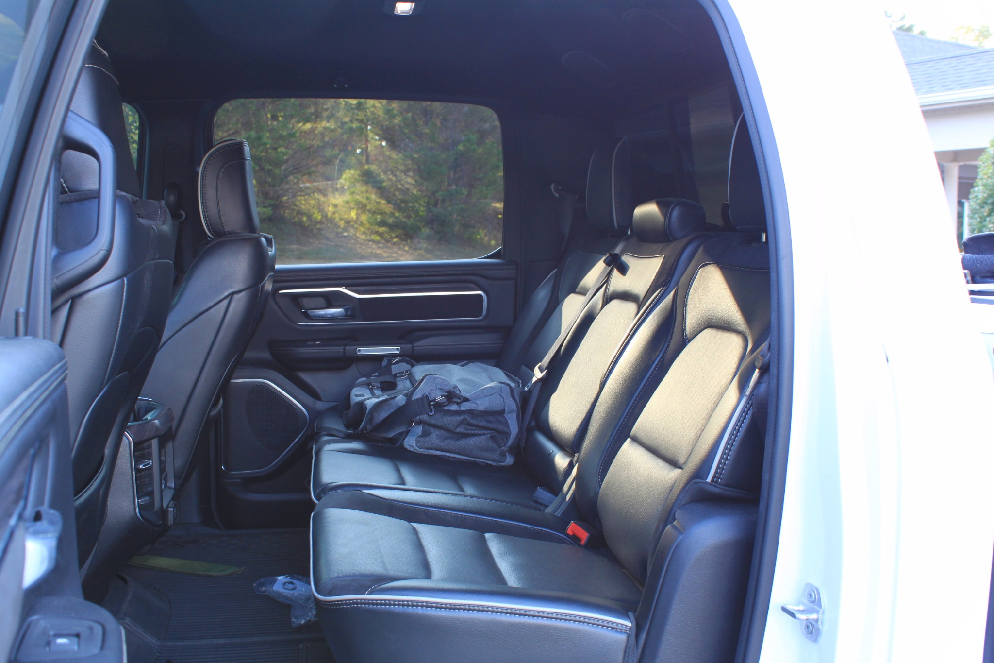Used 2025 RAM 1500 Laramie AWD/4WD image 28