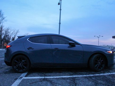 Used 2024 MAZDA MAZDA3 Hatchback w/ Appearance Package image 14