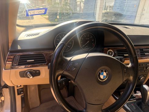 Used 2011 BMW 328i Sedan RWD image 10