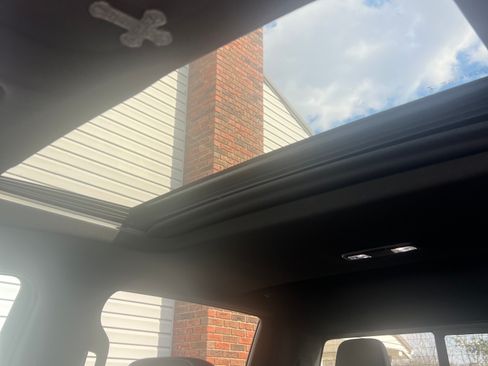 Used 2020 GMC Sierra 1500 AT4 w/ AT4 Premium Package image 10