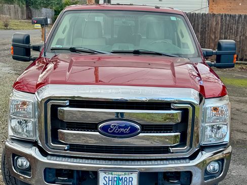 Used 2016 Ford F250 Lariat w/ Lariat Ultimate Package image 11