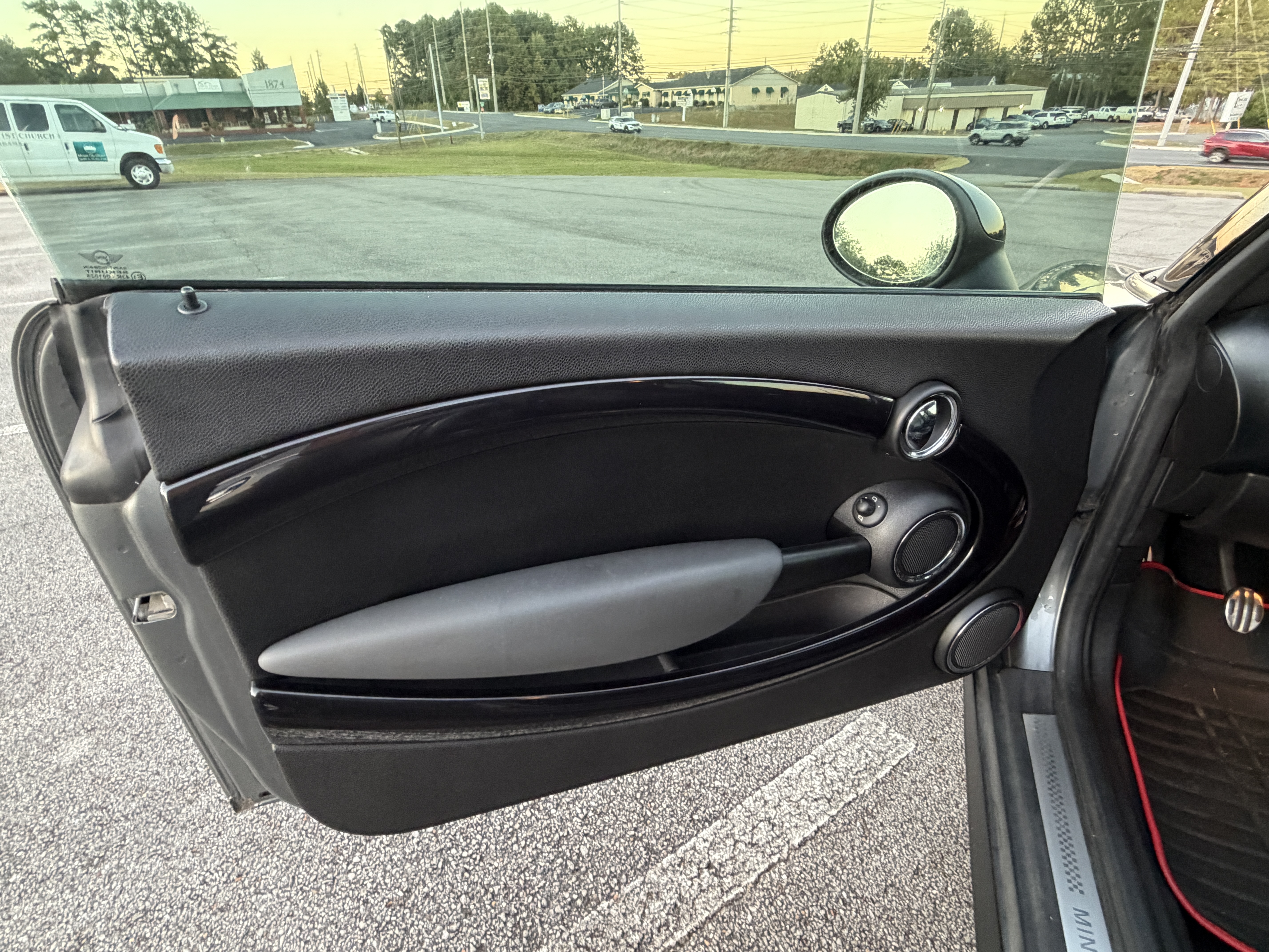 Used 2010 MINI Cooper S FWD image 13