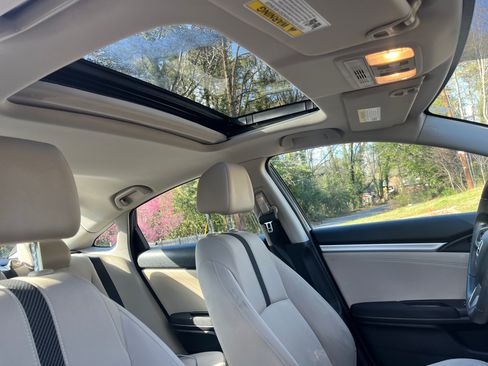 Used 2016 Honda Civic EX image 14