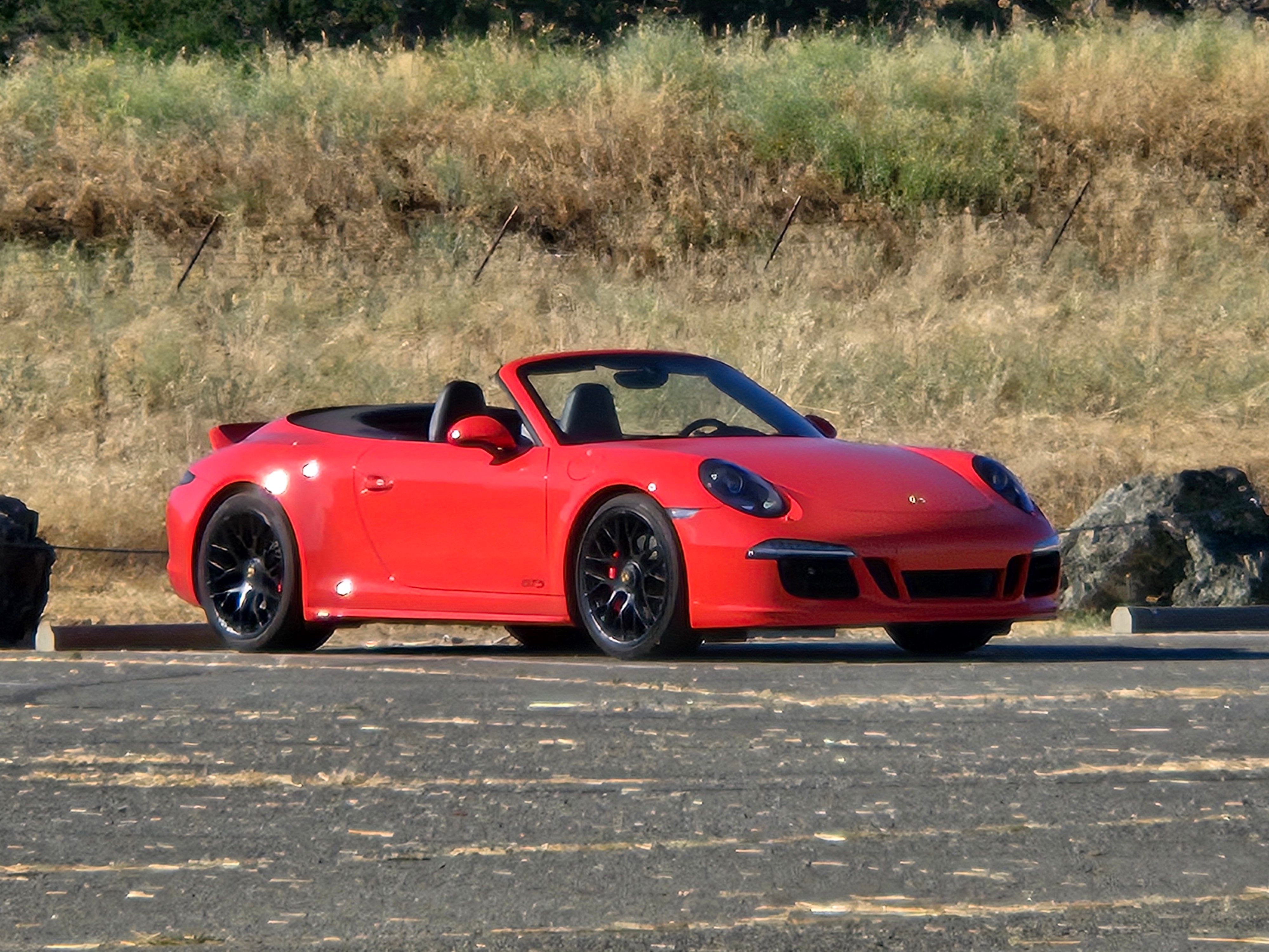 Used 2016 Porsche 911 Cabriolet image 11