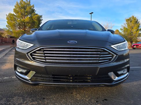 Used 2017 Ford Fusion Energi SE image 10