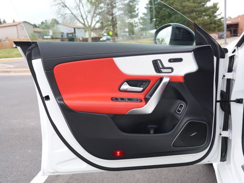 Used 2026 Mercedes-Benz CLA 250 4MATIC image 9