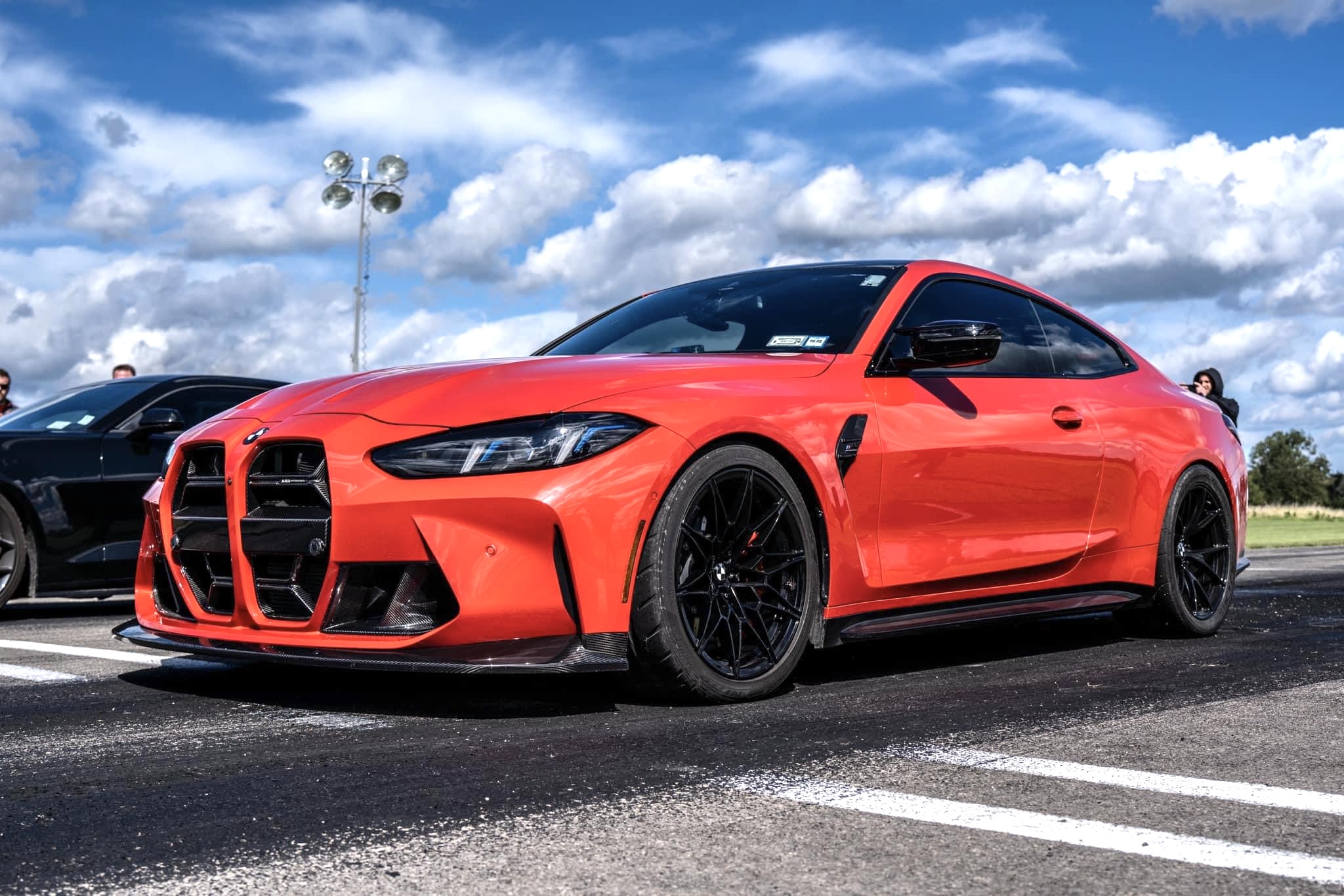 Used 2025 BMW M4 xDrive Competition w/ Carbon Package AWD/4WD image 1