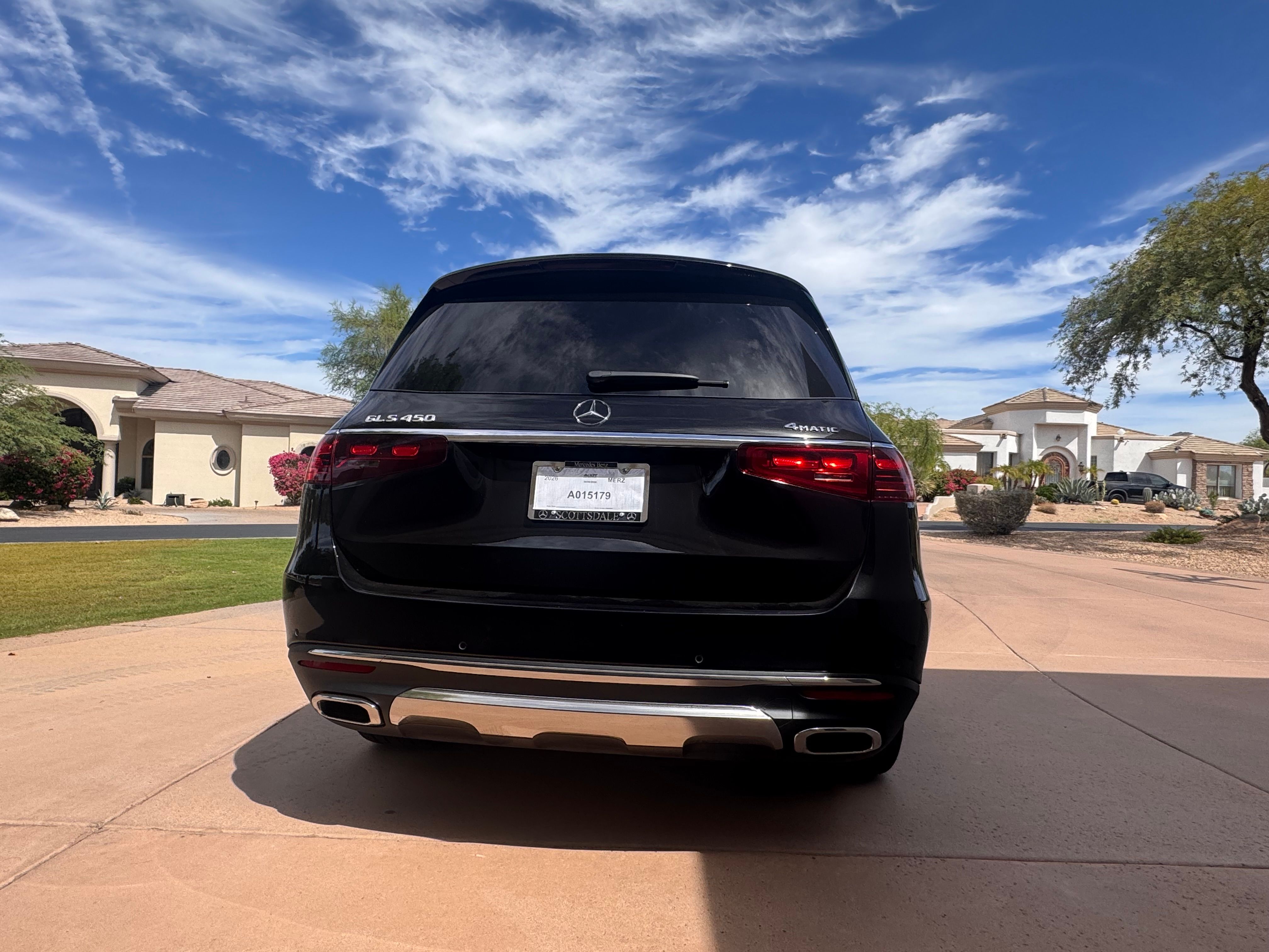Used 2026 Mercedes-Benz GLS 450 4MATIC image 4