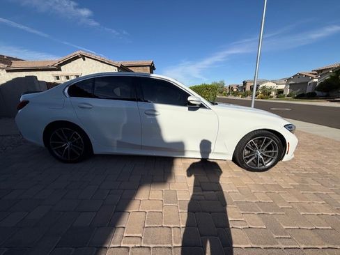 Used 2019 BMW 330i Sedan w/ Driving Assistance Package image 6