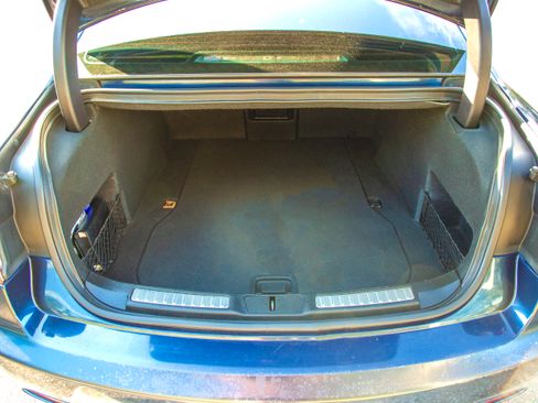 Used 2017 Lincoln Continental Reserve w/ Luxury Package image 11