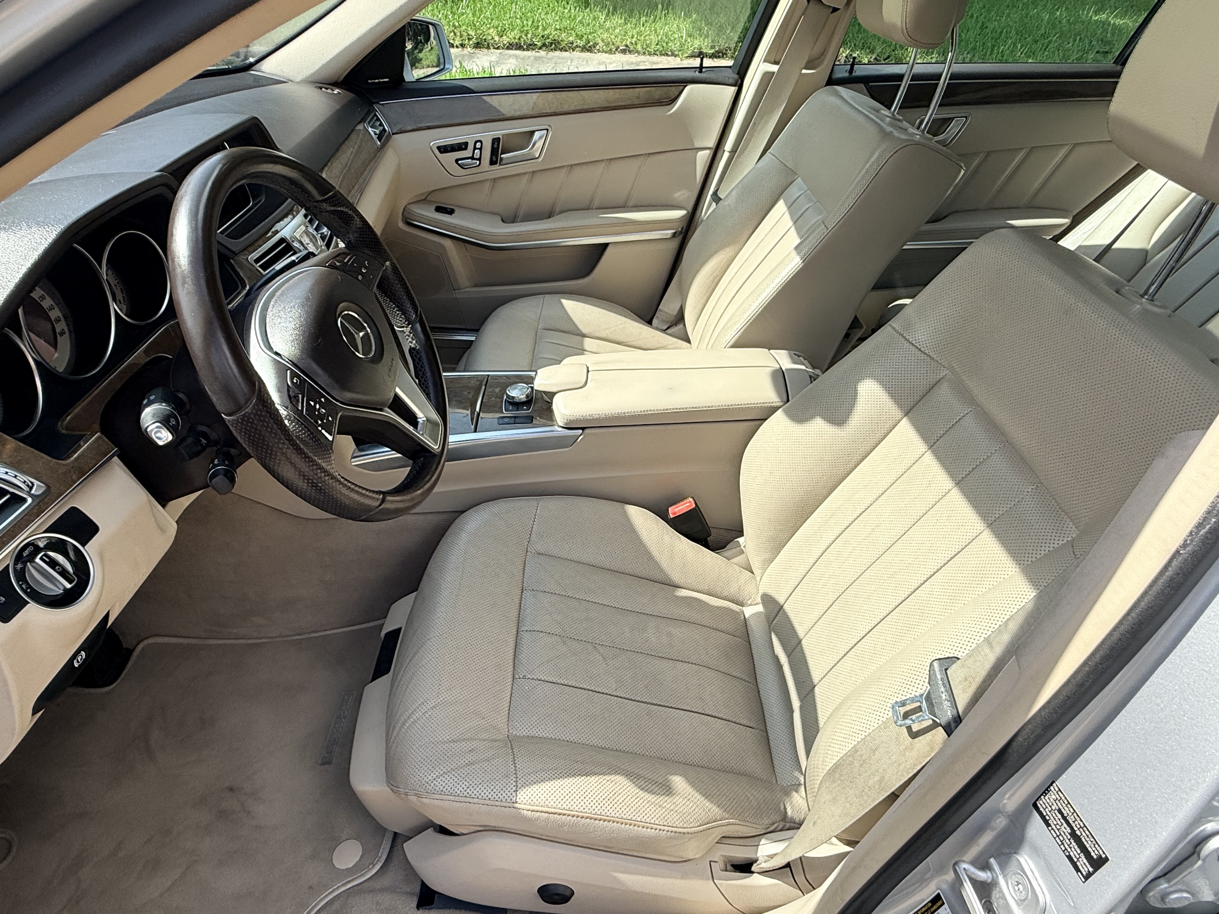 Used 2014 Mercedes-Benz E 350 Sedan image 10