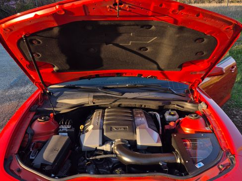 Used 2010 Chevrolet Camaro SS w/ RS Package image 15