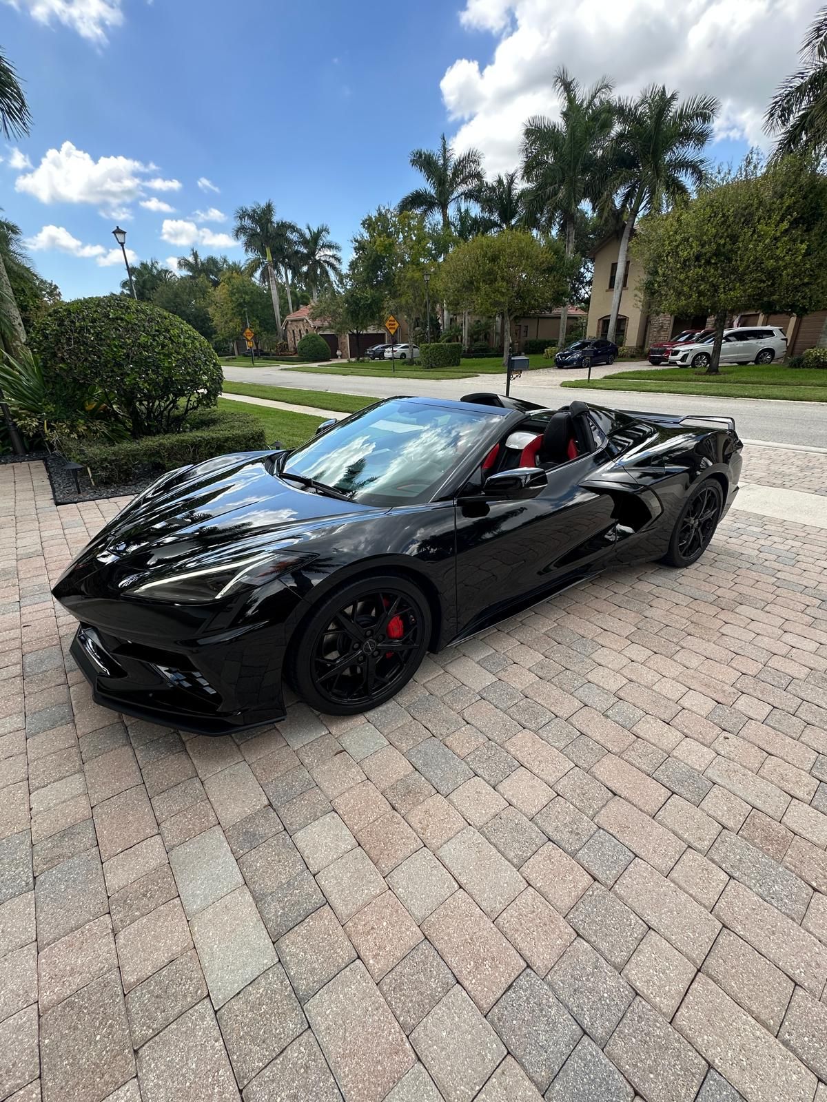 Used 2022 Chevrolet Corvette Stingray Premium Conv w/ Z51 Performance Package RWD image 14