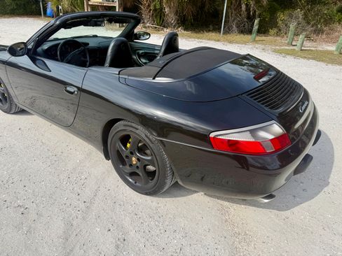 Used 2001 Porsche 911 Cabriolet image 13
