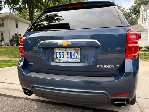 Used 2016 Chevrolet Equinox LT w/ Convenience Package AWD/4WD image 8