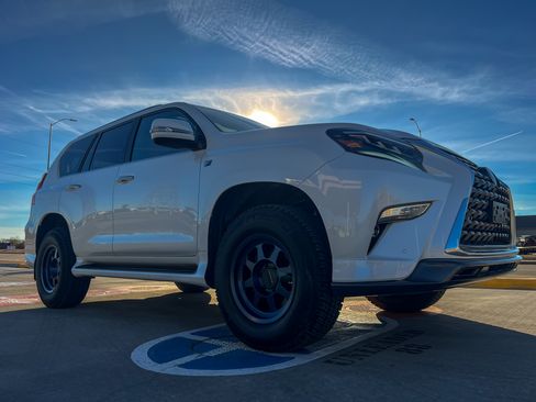 Used 2022 Lexus GX 460 Premium image 23