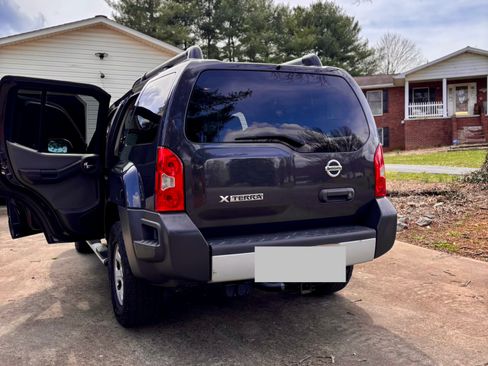 Used 2015 Nissan Xterra X w/ Nevada Tow Package image 16