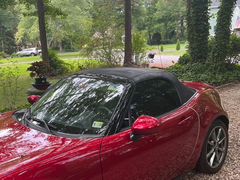 Used 2021 MAZDA MX-5 Miata Grand Touring RWD image 13