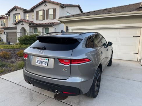 Used 2020 Jaguar F-PACE S AWD/4WD image 9