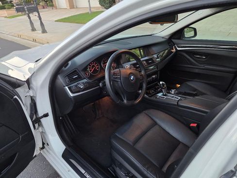 Used 2013 BMW 528i Sedan RWD image 10