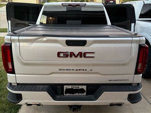 Used 2021 GMC Sierra 1500 Denali w/ Denali Ultimate Package image 11